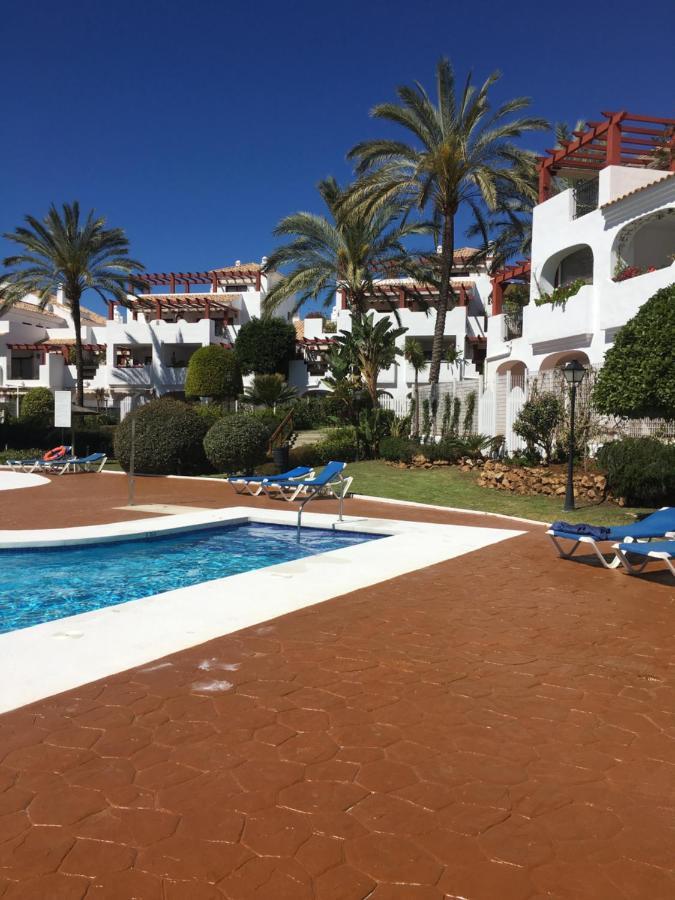 2 Bed Apartment In San Pedro Марбеля Екстериор снимка