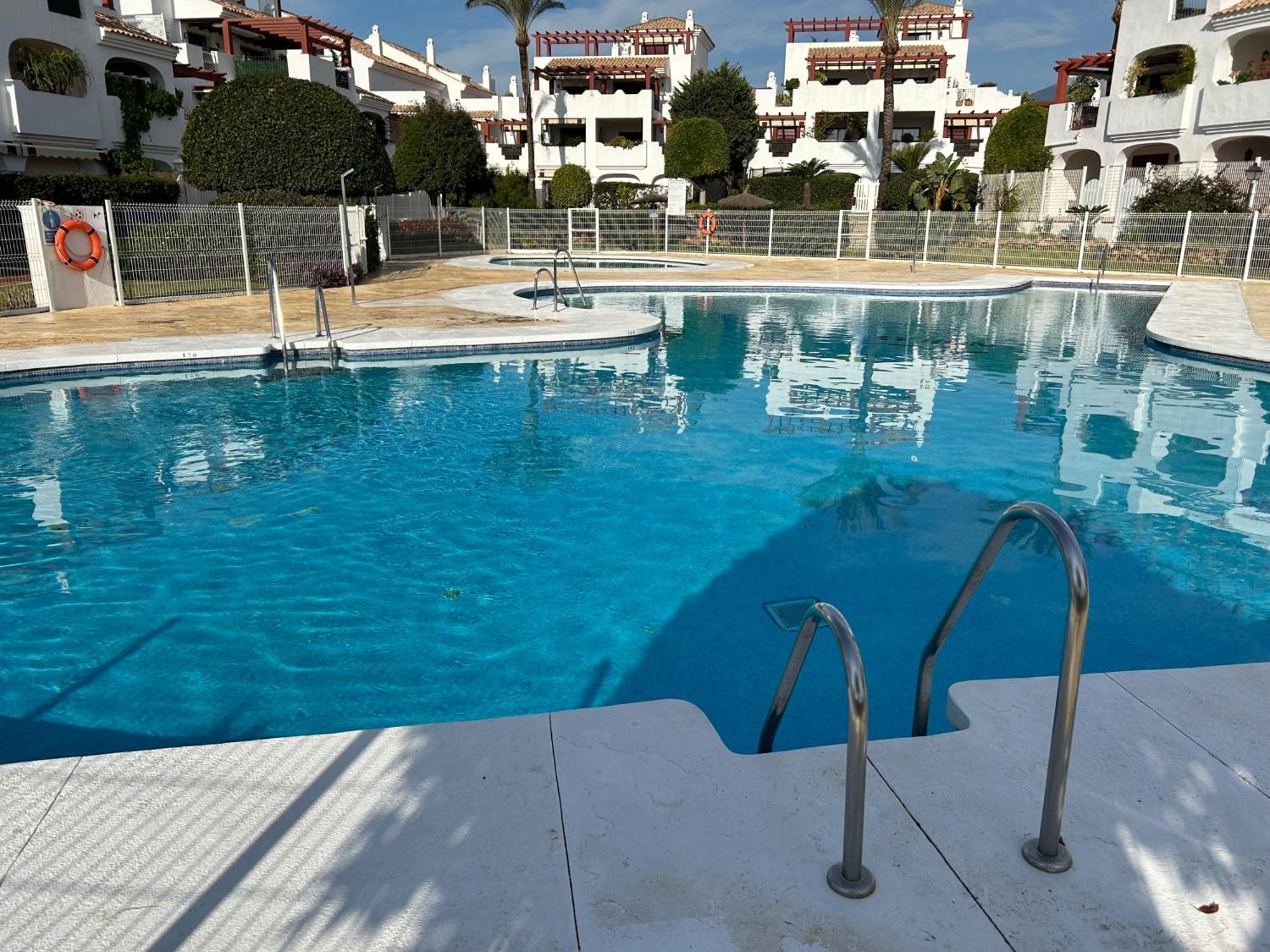 2 Bed Apartment In San Pedro Марбеля Екстериор снимка